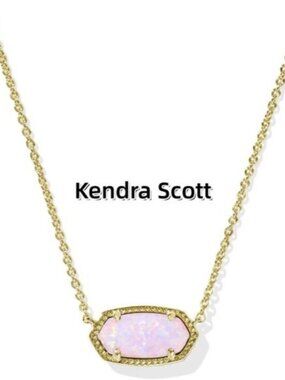 Elisa Gold Short Pendant Necklace